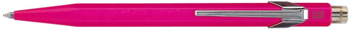 CARAN D'ACHE Kugelschreiber 849 Metall 849.090 rosa, refill, Schrift blau – Hochwertig & günstig bei ShopDeca