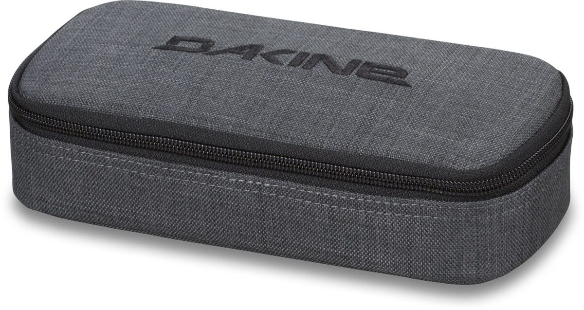 DAKINE Etui School D8160041-1470 Case Carbon – Hochwertig & günstig bei ShopDeca