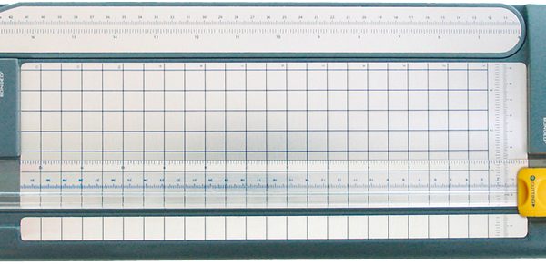 WESTCOTT Rollenschneidemaschine E-1580400 A4 / A3 quer